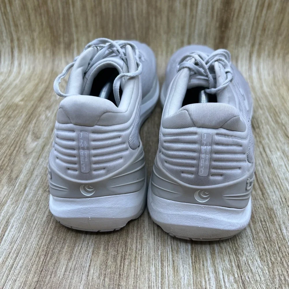 Topo Athletic Ultrafly 4 Running Shoes Women's Size 10.5 Grey Stability ZipFoam